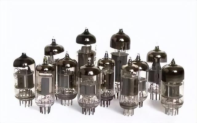 揚(yáng)眉吐氣！國(guó)產(chǎn)芯片迎來新突破，中國(guó)自研芯片強(qiáng)勢(shì)崛起，不容易！(圖2)